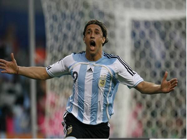 Tiền đạo Argentina - Hernan Crespo