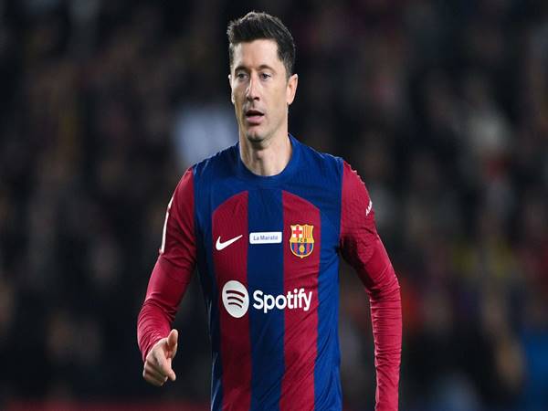 Tin Barca 3/5: Lewandowski chốt tương lai với Barcelona